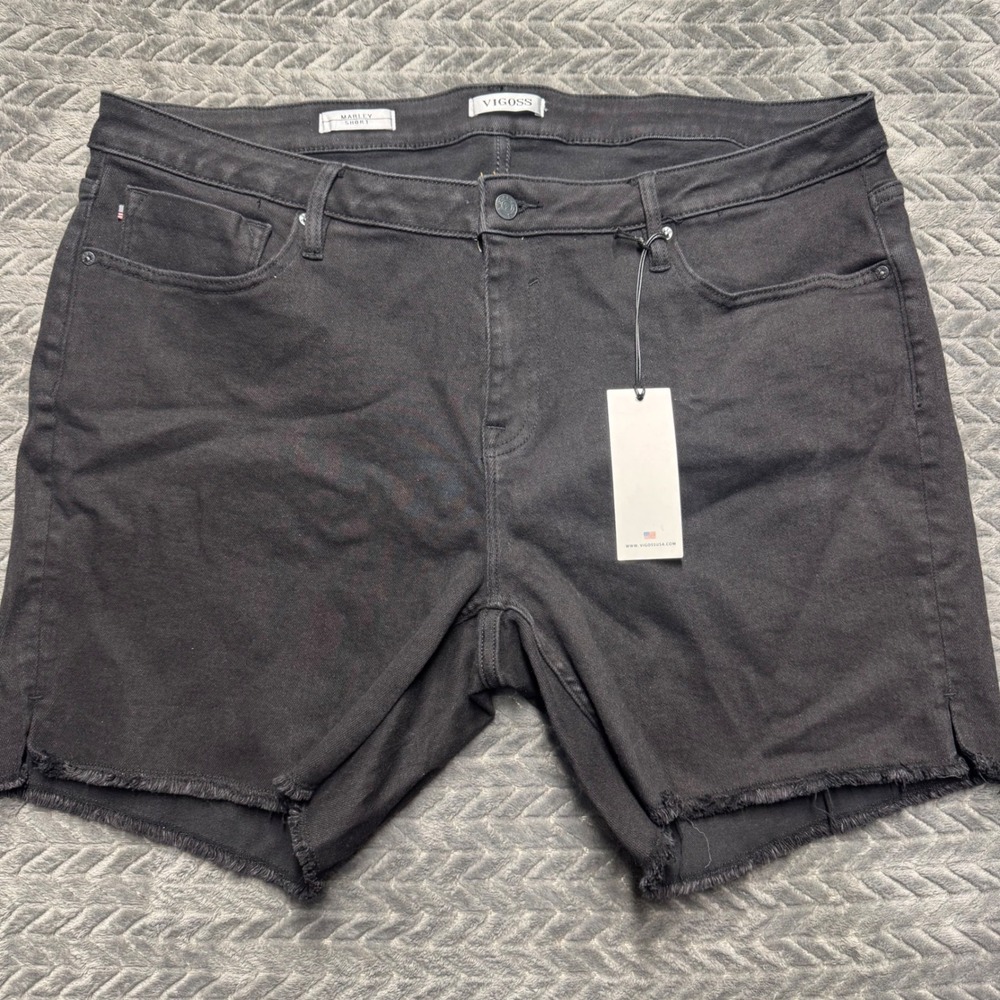 Vigoss Marley Denim Shorts 22 Black NWT Raw Hem Stretch (1650)